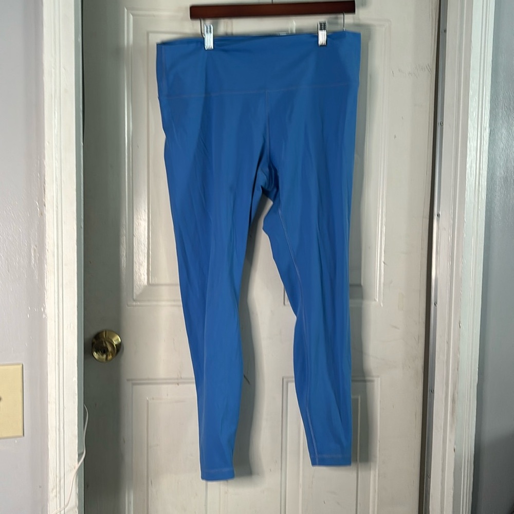 Lululemon!!